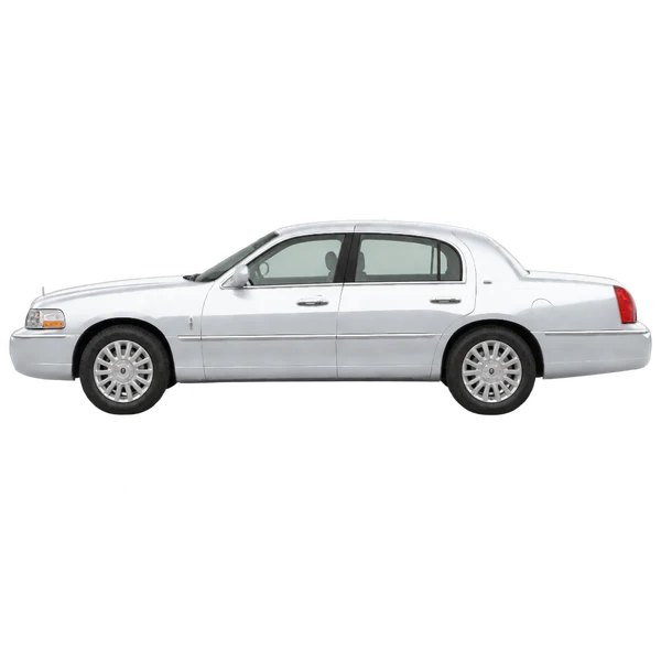 Lincoln Town Car 2009 باللون فضي، منظر جانبي (متجه إلى اليسار)