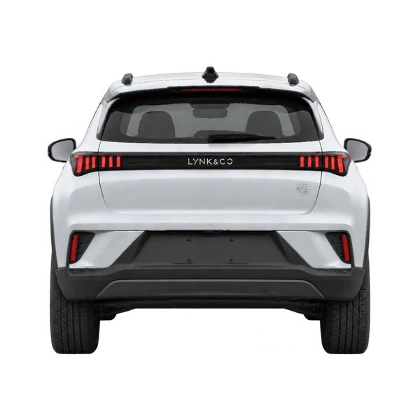 Lynk&CO 2 2025 باللون فضي، منظر من الخلف