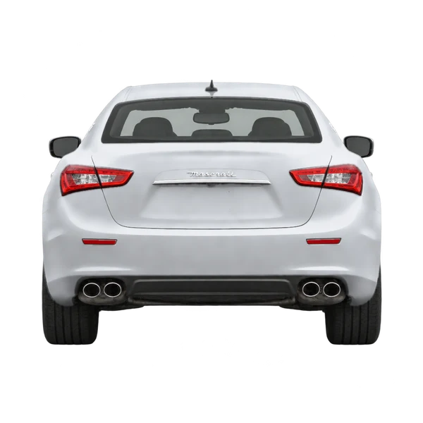 Maserati Ghibli 2014 en plateado, vista trasera