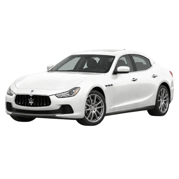 Maserati Ghibli 2016 en blanco, vista frontal tres cuartos (hacia la izquierda)
