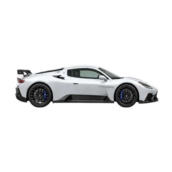 Maserati GT2 Stradale 2026 argent, vue profil (tourné vers la droite)