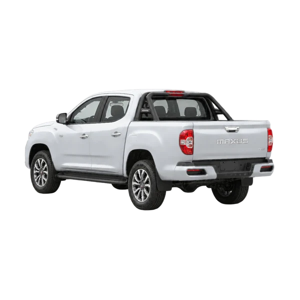 Maxus T60 2025 باللون فضي، منظر ثلاثة أرباع خلفي (باتجاه اليسار)