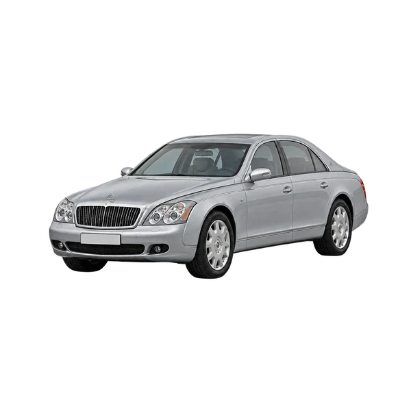 Maybach 57 2008 باللون فضي، منظر منظر أمامي بزاوية ثلاثة أرباع (متجه لليسار)
