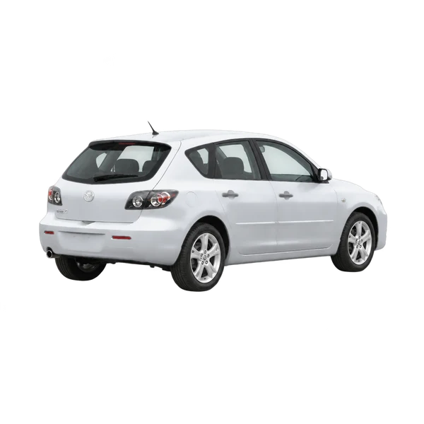 シルバーの2004 Mazda 3（斜め後方（右向き）ビュー）
