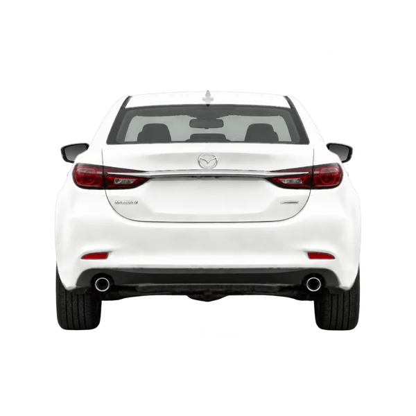 Mazda 6 2018 باللون أبيض، منظر من الخلف