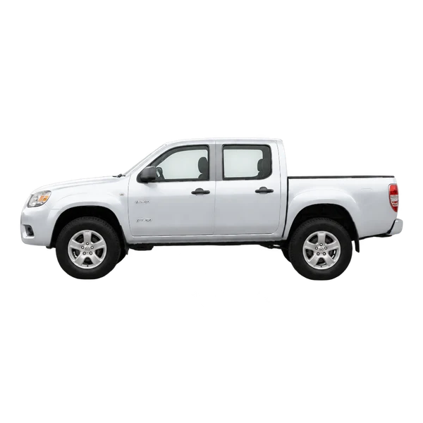 シルバーの2009 Mazda BT-50（側面（左向き）ビュー）