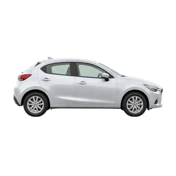 シルバーの2015 Mazda Demio（側面（右向き）ビュー）