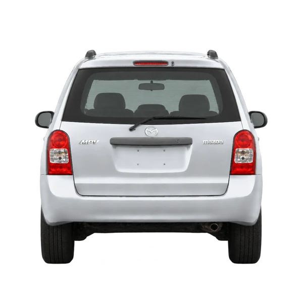 Mazda MPV 2002 باللون فضي، منظر من الخلف