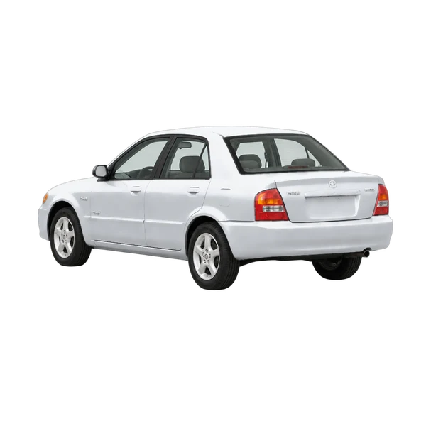 Mazda Protege 2002 باللون فضي، منظر ثلاثة أرباع خلفي (باتجاه اليسار)