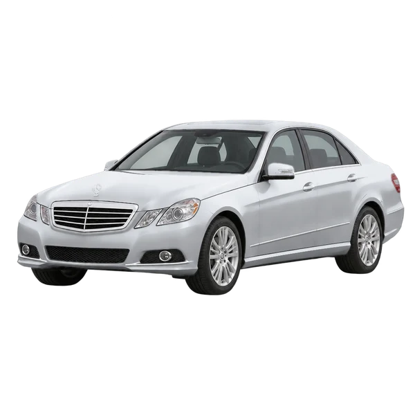 silver 2013 Mercedes-Benz Classe E front three-quarter (facing left) view