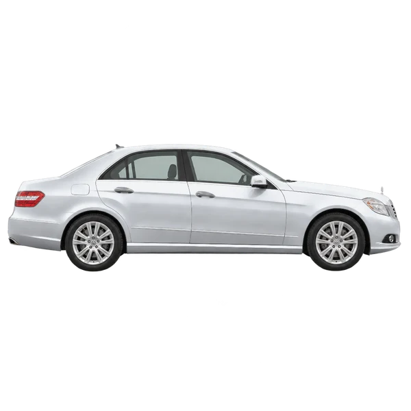 2016 Mercedes-Benz E-Class in Silber, Ansicht: Seite (nach rechts gewandt)
