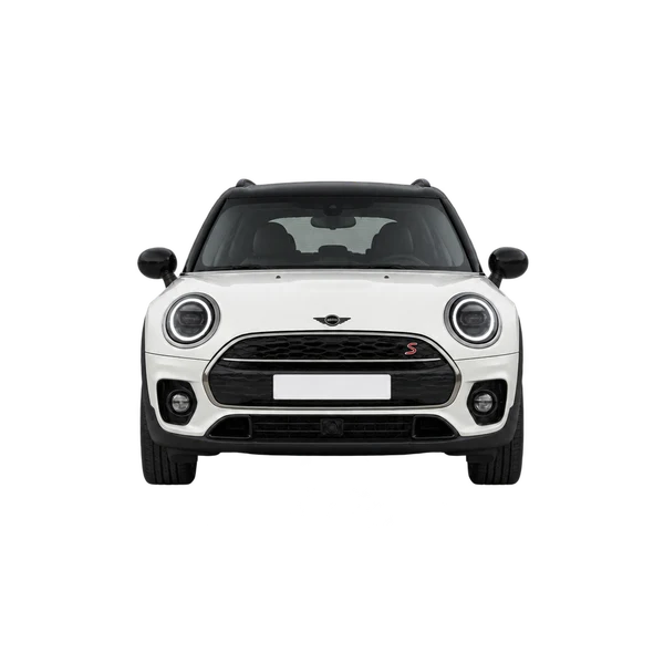 MINI Clubman 2026 باللون أبيض، منظر أمامي