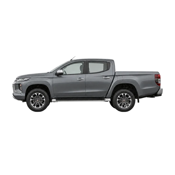 グレーの2022 Mitsubishi L200（側面（左向き）ビュー）
