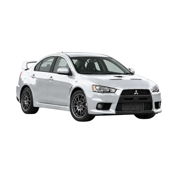 Mitsubishi Lancer Evolution 2013 en plateado, vista tres cuartos frontal (mirando a la derecha)