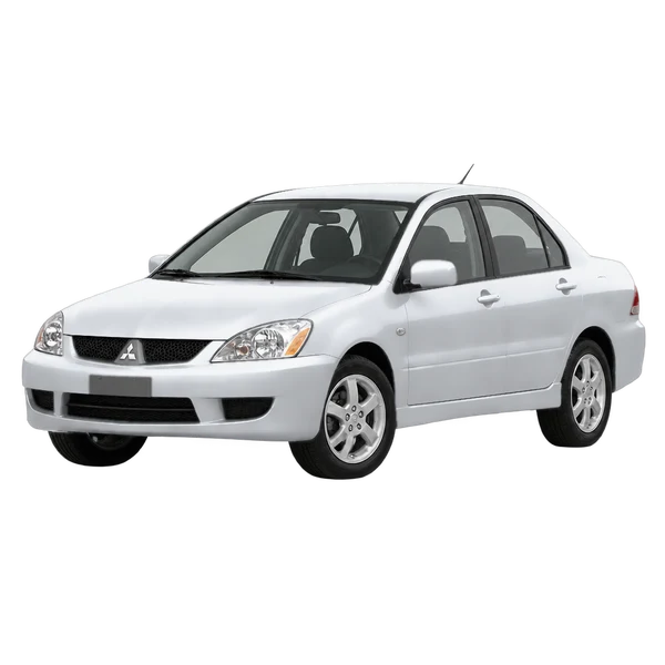 Mitsubishi Lancer 2007 en plateado, vista frontal tres cuartos (hacia la izquierda)