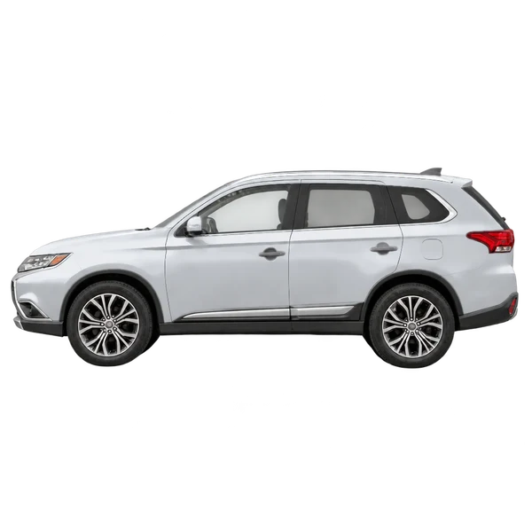 Mitsubishi Outlander 2020 باللون فضي، منظر جانبي (متجه إلى اليسار)