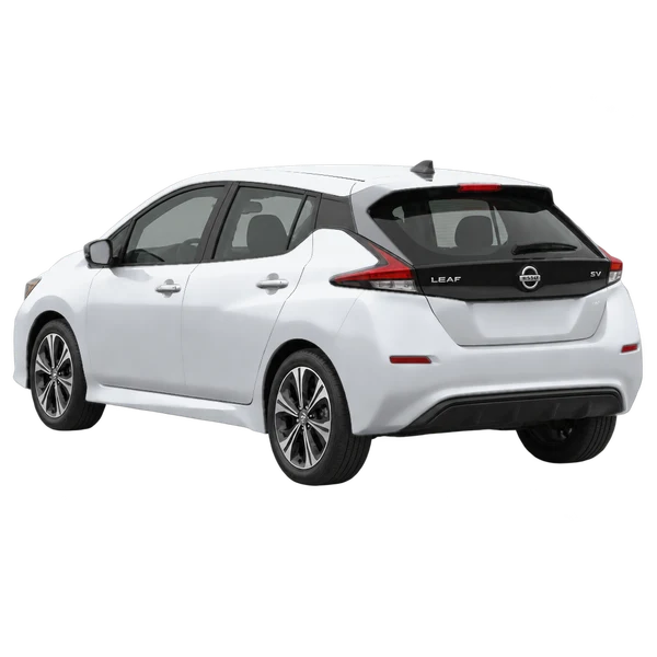 Nissan Leaf 2027 argent, vue trois-quarts arrière (orienté vers la gauche)