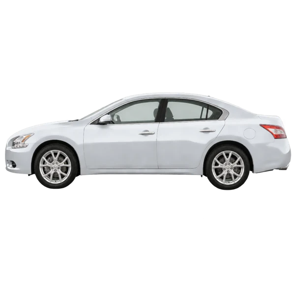 シルバーの2014 Nissan Maxima(側面(左向き)ビュー)
