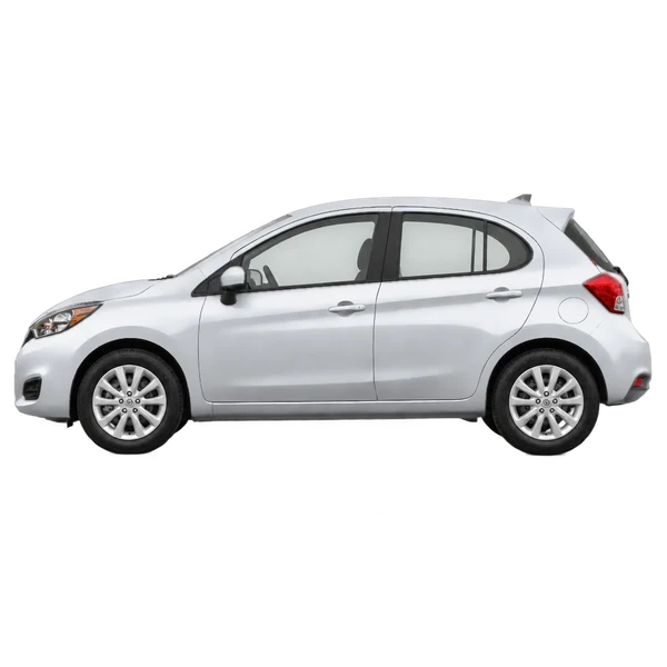Nissan Micra 2019 باللون فضي، منظر جانبي (متجه إلى اليسار)