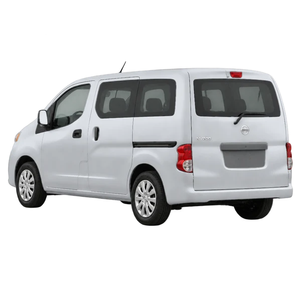 2021 Nissan NV200 in Silber, Ansicht: Dreiviertelansicht von hinten (nach links gerichtet)