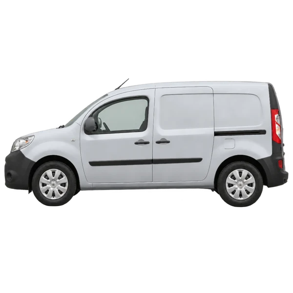 Nissan NV250 2021 باللون فضي، منظر جانبي (متجه إلى اليسار)