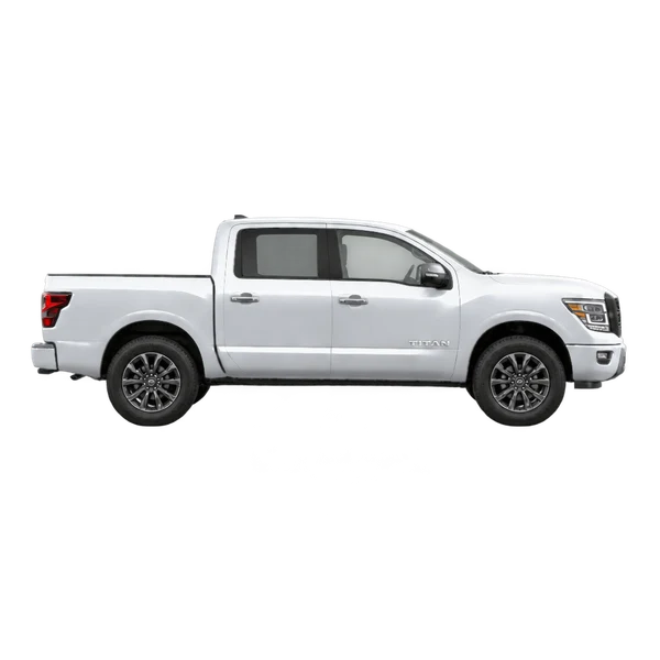 シルバーの2024 Nissan Titan（側面（右向き）ビュー）