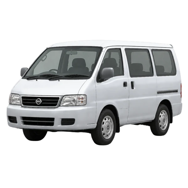 Nissan Vanette 2003 prata, vista dianteira em três quartos (voltada para a esquerda)