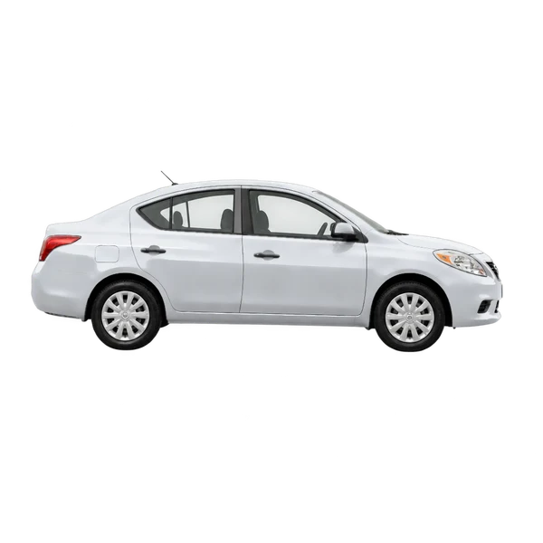 Nissan Versa 2012 argent, vue profil (tourné vers la droite)