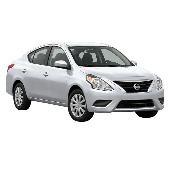 Nissan Versa 2019 en plateado, vista frontal tres cuartos (hacia la izquierda)