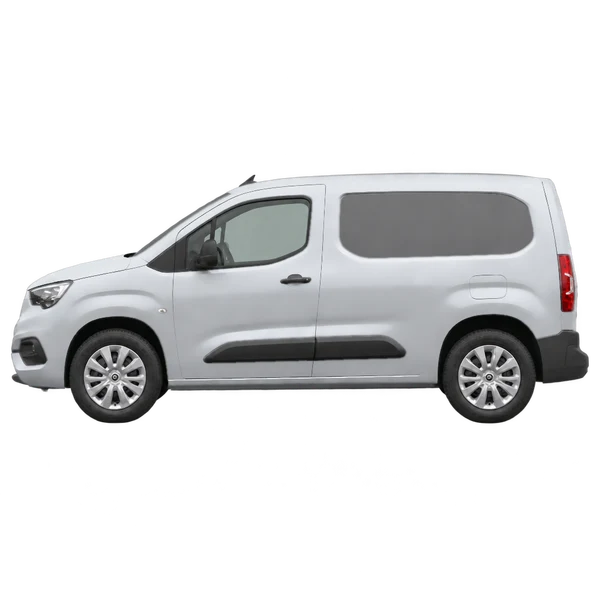 Opel Combo Cargo 2024 en plateado, vista lateral (mirando a la izquierda)