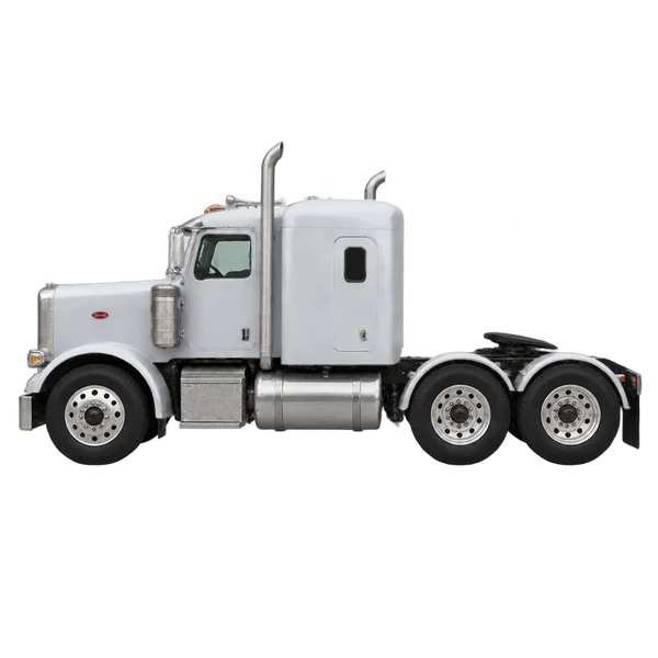 Peterbilt 388 2014 باللون فضي، منظر جانبي (متجه إلى اليسار)