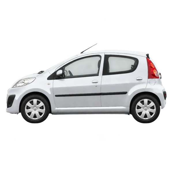 Peugeot 107 2013 argent, vue côté (vers la gauche)