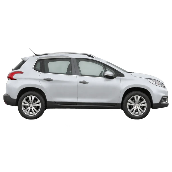 Peugeot 2008 2015 باللون فضي، منظر منظر جانبي (باتجاه اليمين)