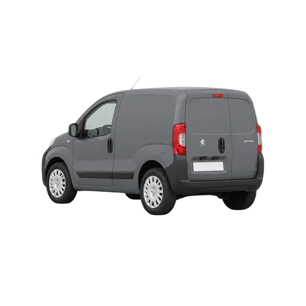 Peugeot Bipper 2017 en gris, vista tres cuartos trasero (mirando a la izquierda)