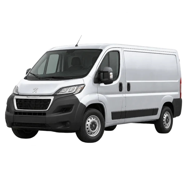 Peugeot Boxer 2019 argent, vue trois-quarts avant (orienté vers la gauche)