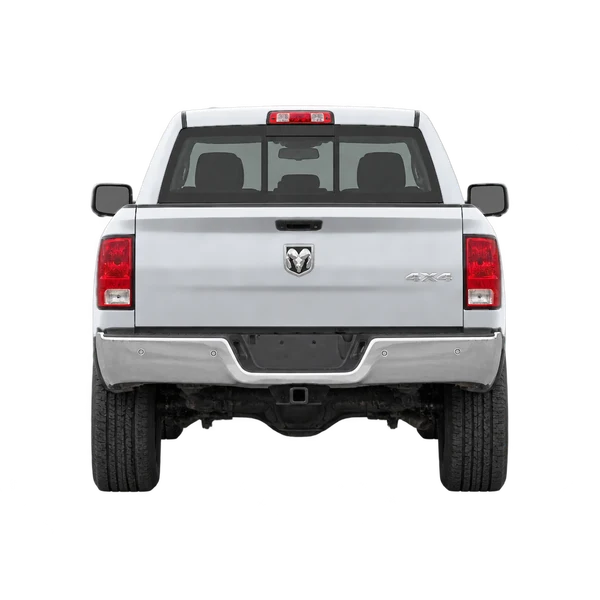 シルバーの2017 Ram 1500(リアビュー)