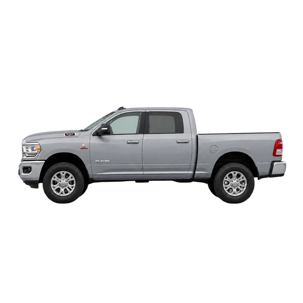 Ram 2500 2026 باللون فضي، منظر جانبي (متجه إلى اليسار)