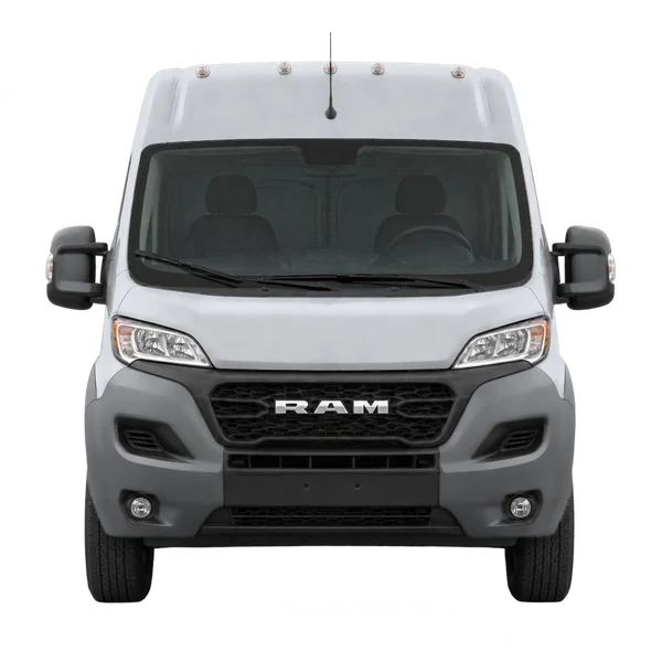 シルバーの2024 Ram ProMaster 2500(正面ビュー)