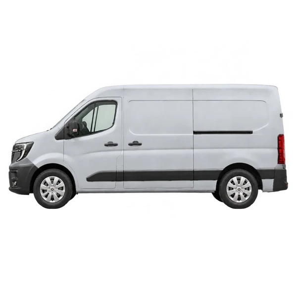 Renault Master 2026 باللون فضي، منظر جانبي (متجه إلى اليسار)