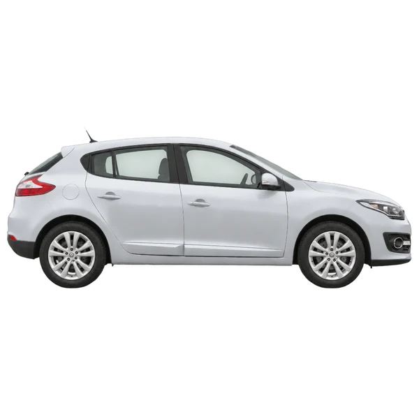 Renault Megane 2015 en plateado, vista lateral (hacia la derecha)