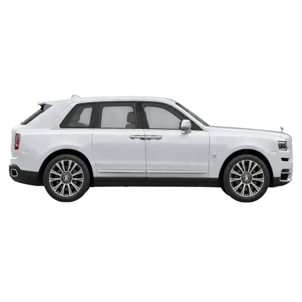 Rolls-Royce Cullinan 2021 باللون فضي، منظر منظر جانبي (باتجاه اليمين)