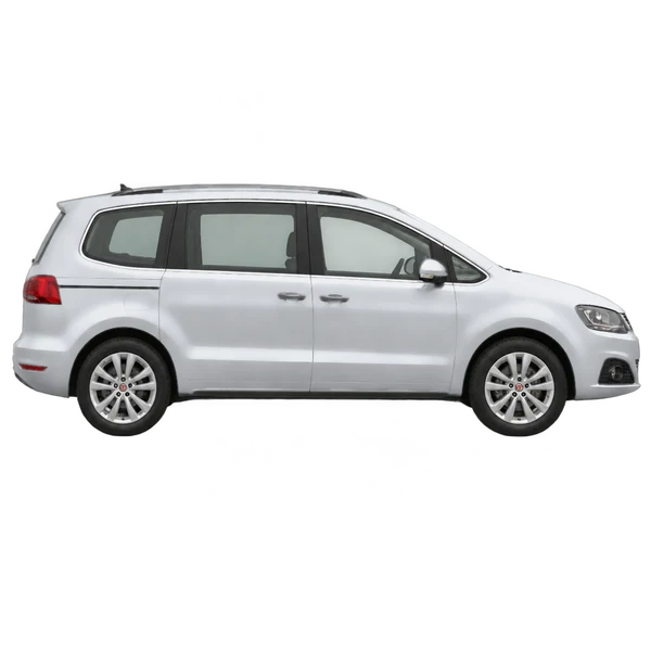 SEAT Alhambra 2017 en plateado, vista lateral (hacia la derecha)