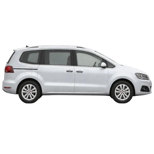 SEAT Alhambra 2021 باللون فضي، منظر منظر جانبي (باتجاه اليمين)