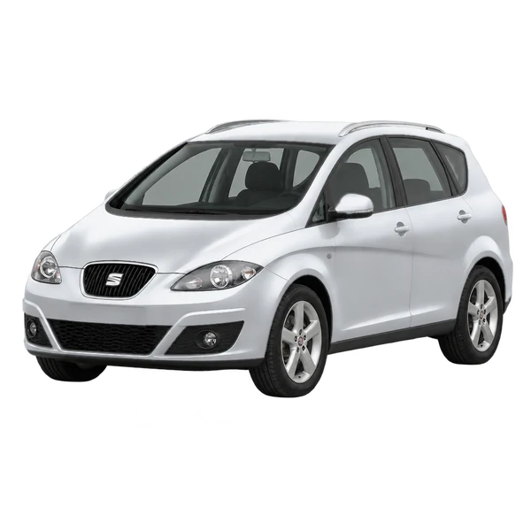 シルバーの2015 SEAT Altea（フロントスリークォーター(左向き)ビュー）
