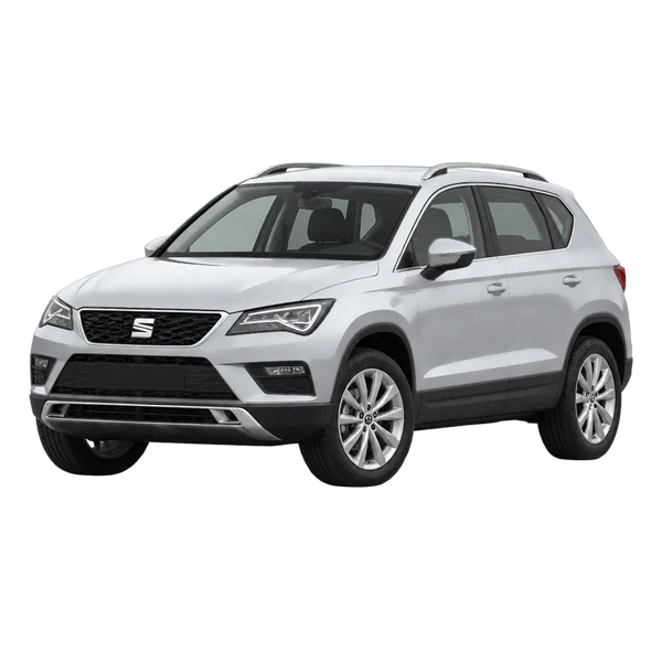 SEAT Ateca 2016 en plateado, vista frontal tres cuartos (hacia la izquierda)