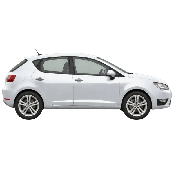 SEAT Ibiza 2014 باللون فضي، منظر منظر جانبي (باتجاه اليمين)