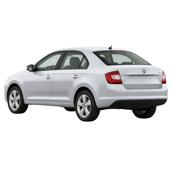 シルバーの2017 Skoda Rapid（リア斜め（左向き）ビュー）