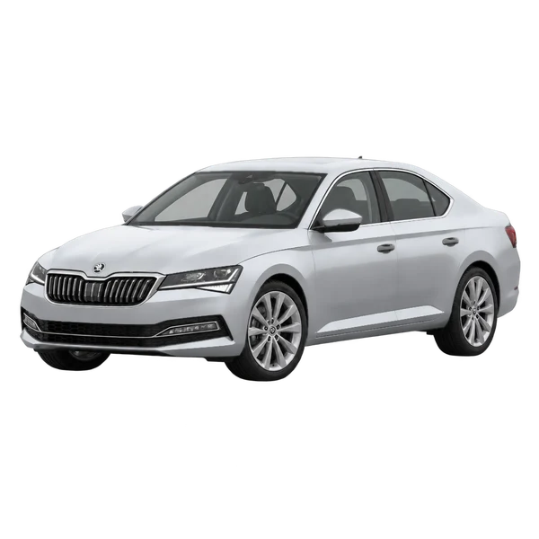 Skoda Superb 2020 باللون فضي، منظر منظر أمامي بزاوية ثلاثة أرباع (متجه لليسار)