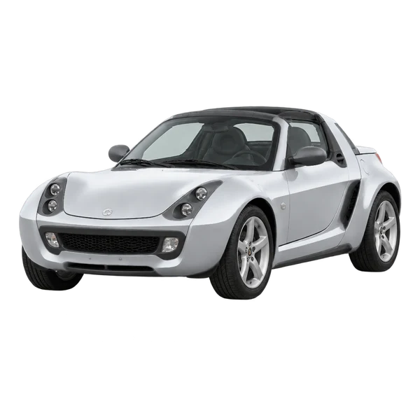 Smart Roadster 2011 باللون فضي، منظر منظر أمامي بزاوية ثلاثة أرباع (متجه لليسار)