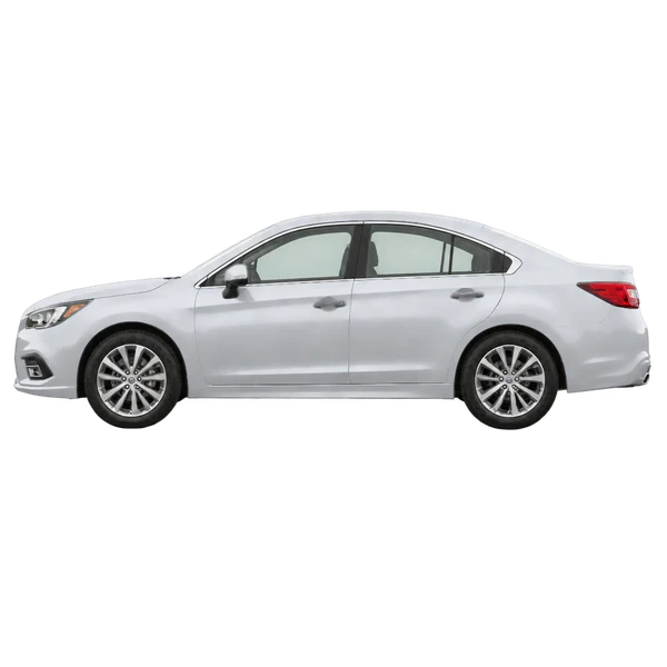 Subaru Liberty 2018 en plateado, vista lateral (mirando a la izquierda)